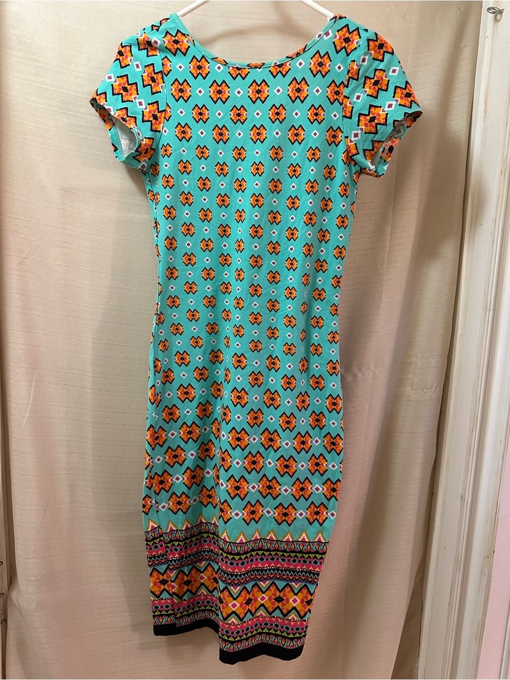 Love J BOGO Aztec Print Bodycon Dress Low Back Stretch Knit Turquoise Size L ⚫️